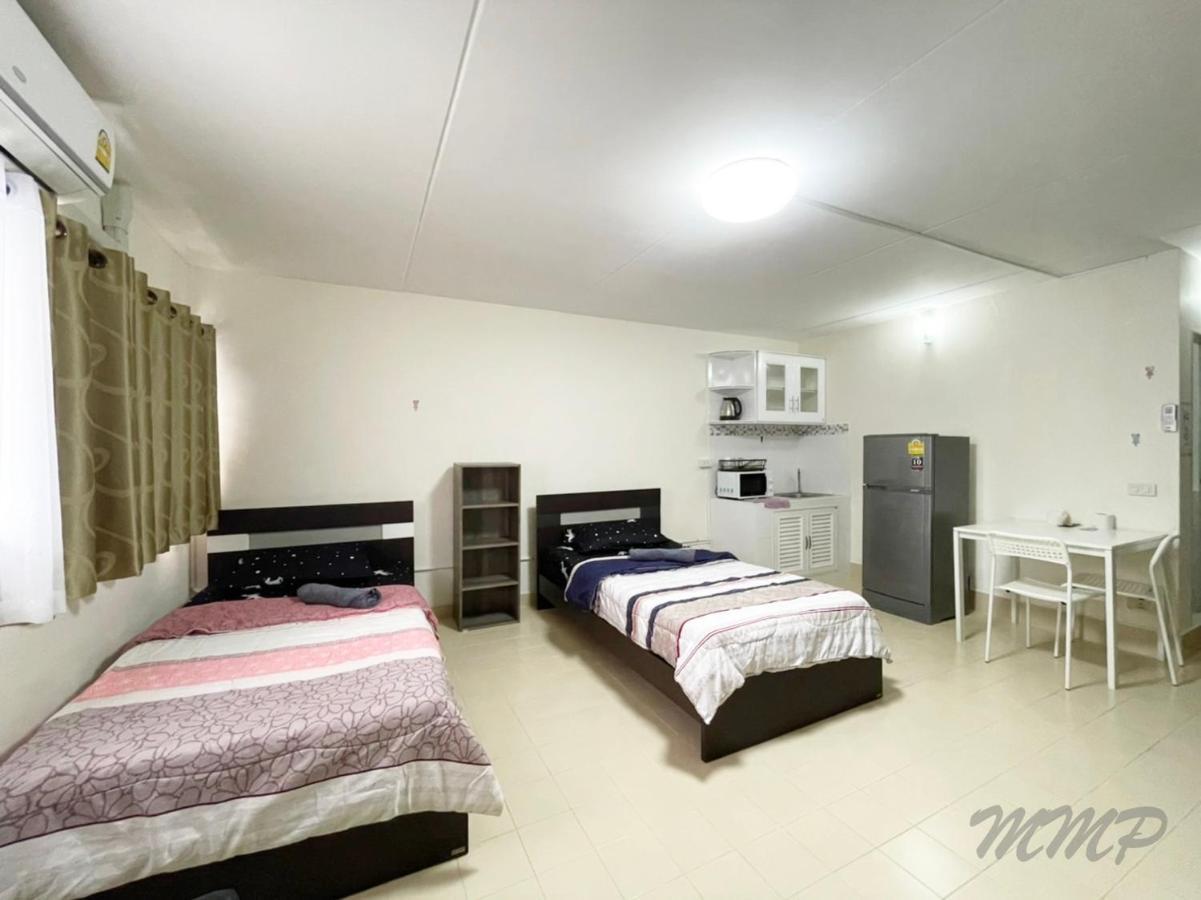 Popular Condo Muang Thong Thani near Impact Bangkok Exterior photo
