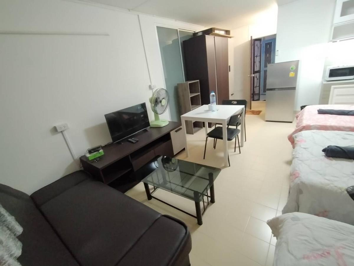 Popular Condo Muang Thong Thani near Impact Bangkok Exterior photo