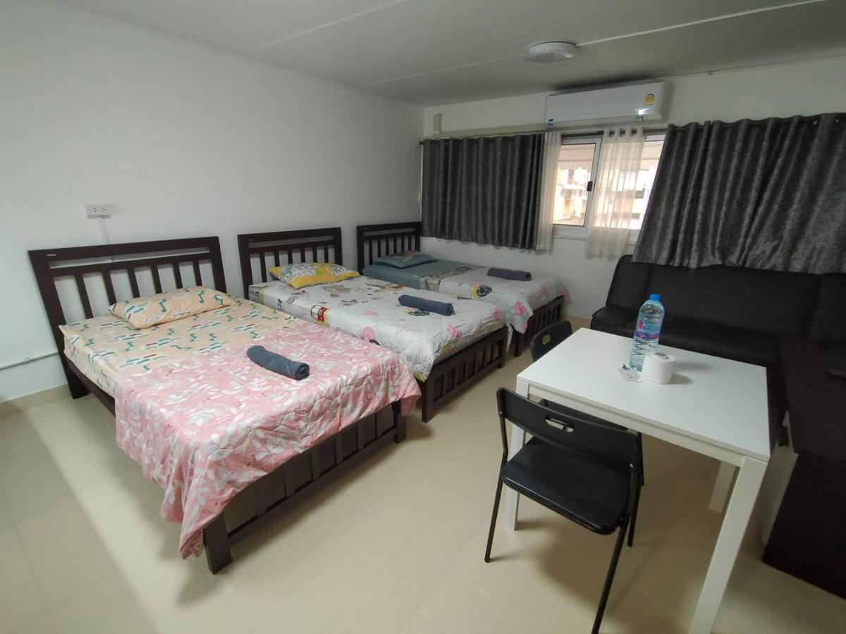 Popular Condo Muang Thong Thani near Impact Bangkok Exterior photo