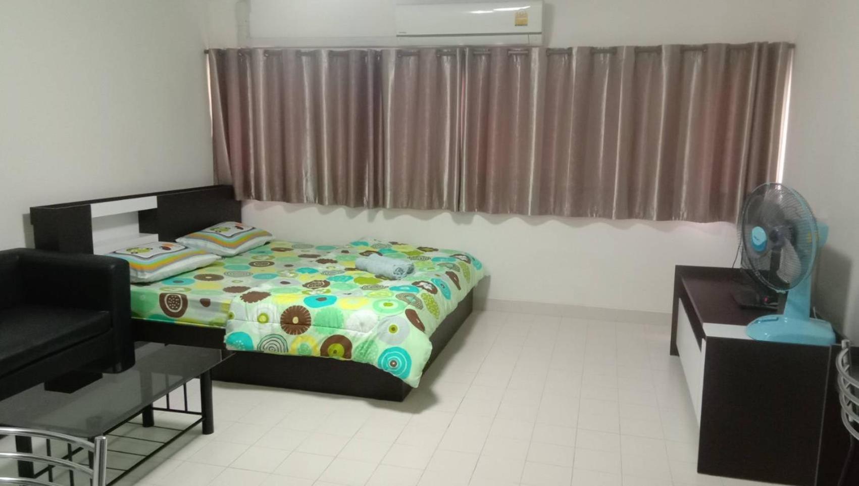 Popular Condo Muang Thong Thani near Impact Bangkok Exterior photo