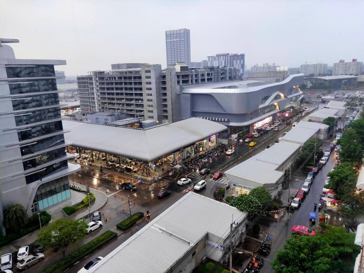 Popular Condo Muang Thong Thani near Impact Bangkok Exterior photo